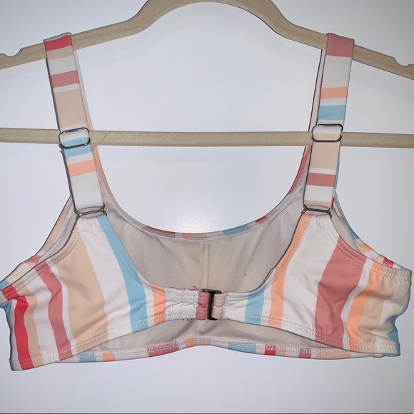 Xhilaration Bathingsuit Top - Picture 2 of 3